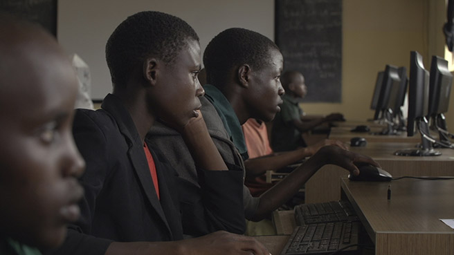 Students at AWF&#039;s Manyara Ranch Primary School IT Lab