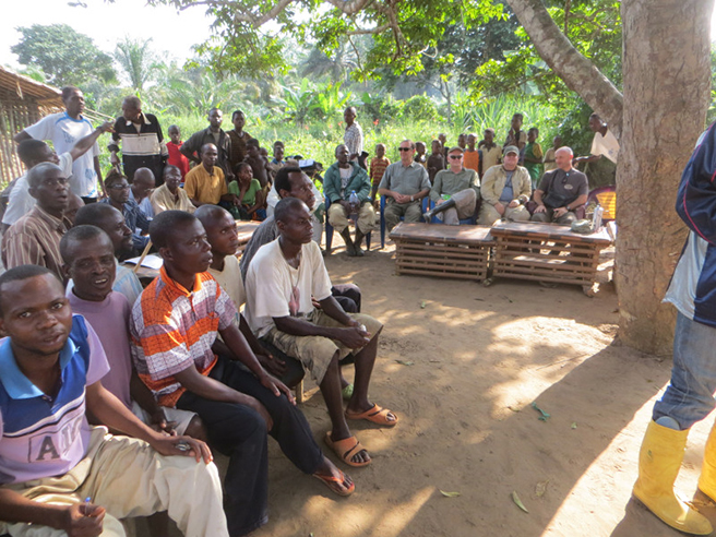 Community members in Lomako in the Democratic Republic of Congo Photo by Jef Dupain