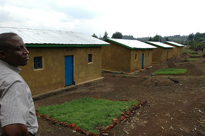 SACOLA Village Built With Sabinyo Silverback Lodge Revenue © International Gorilla Conservation Project[2]