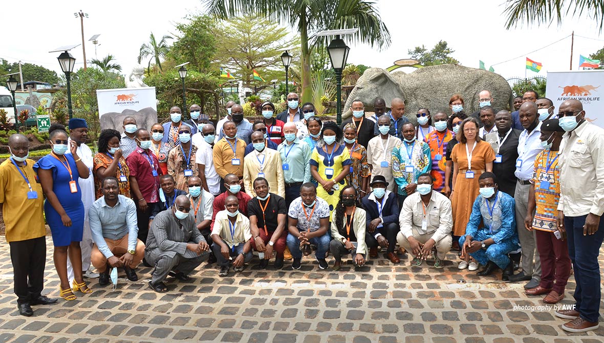 Photo og AWF staff and conservation stakeholders in Dja