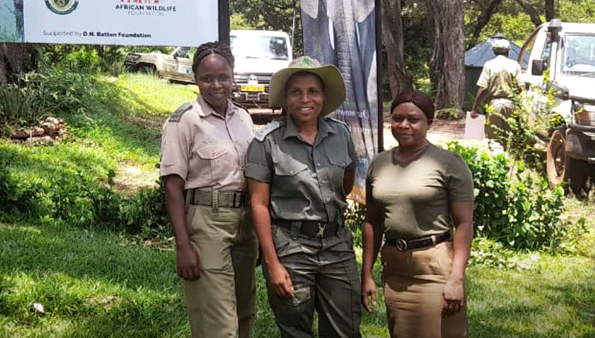 Zimbabwe women rangers trained to use SMART