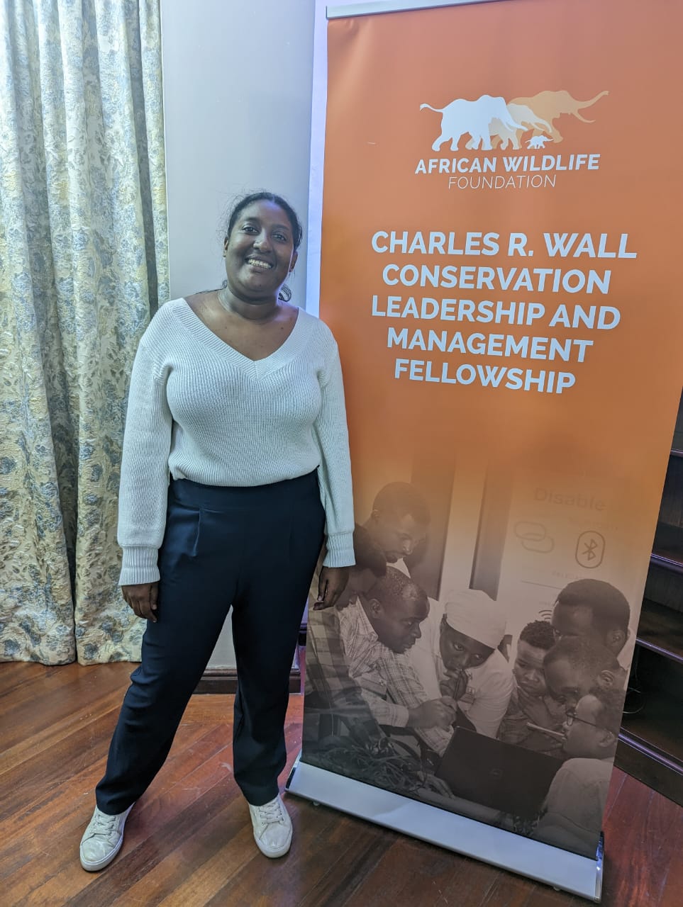 Daniella Aza expanded her knowledge of conservation during her time in the Charles R. Wall Fellowship.