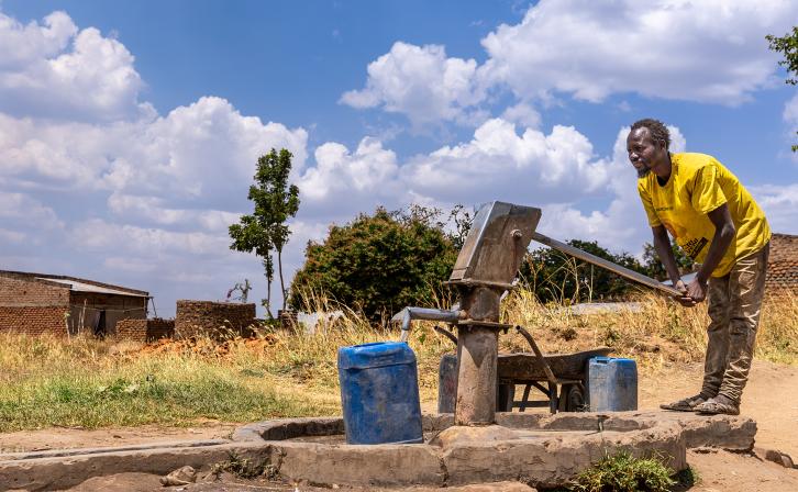 Since rivers in the Kidepo landscape dry up for much of the year, boreholes pumps are often the only reliable sources for clean water. © AWF