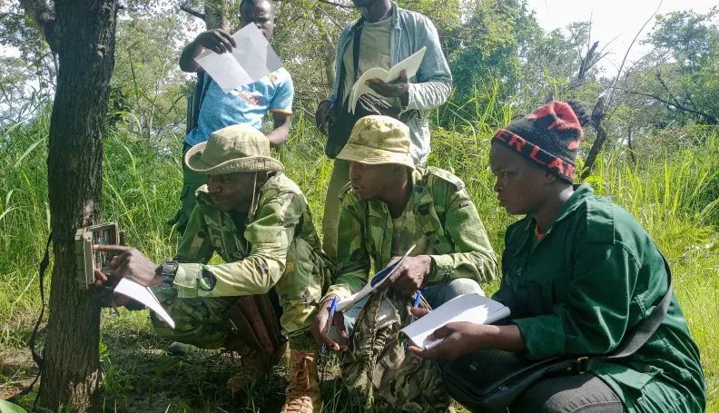 Ecoguards collecting data during Willdlife Survey