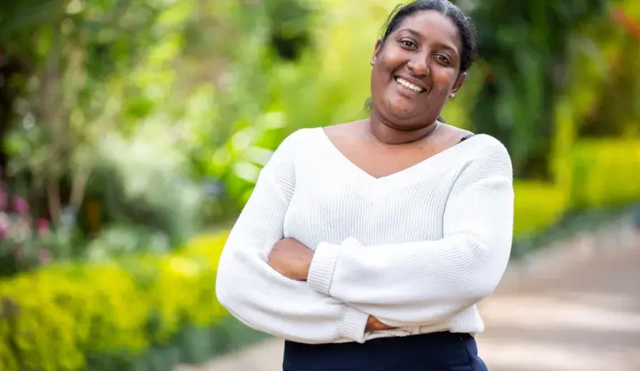 Maria Daniella Aza, a Charles R. Wall Fellowship alumna advancing conservation.